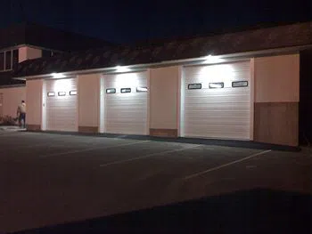 Garage Door Solution Service Lawrenceville, GA 770-224-7061 - com-gdr-16m
